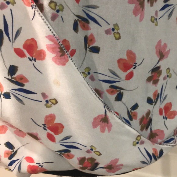 Chelsea & Violet Silky Top Womens Small Floral Ivory Wrap Peasant Bohemian Shirt - Picture 4 of 10